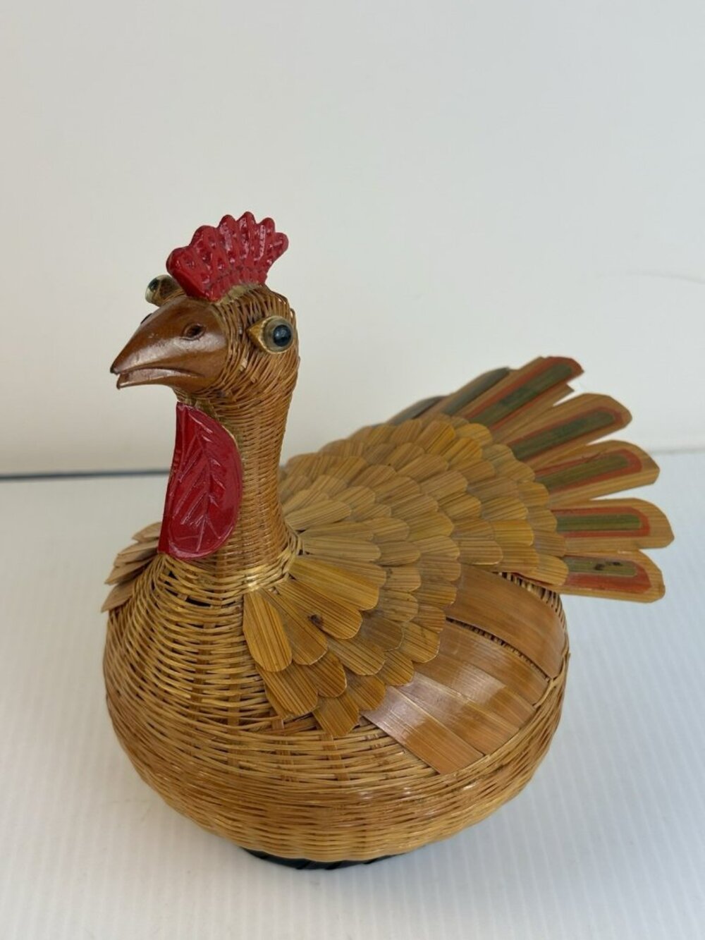 Vtg Chicken Hen Rattan Basket Shanghai Handicraft Cottage Core Farmhouse